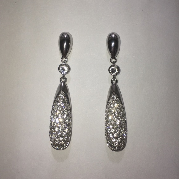 Swarovski Jewelry - Swarovski pendant earrings